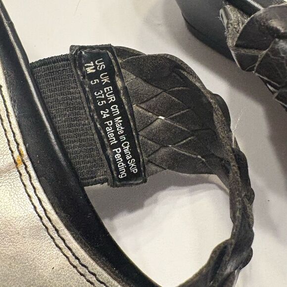 Life Stride Women's Black Open Toe Mule Slide Sandal Slip-On Size 7 FLAW - Picture 3 of 10